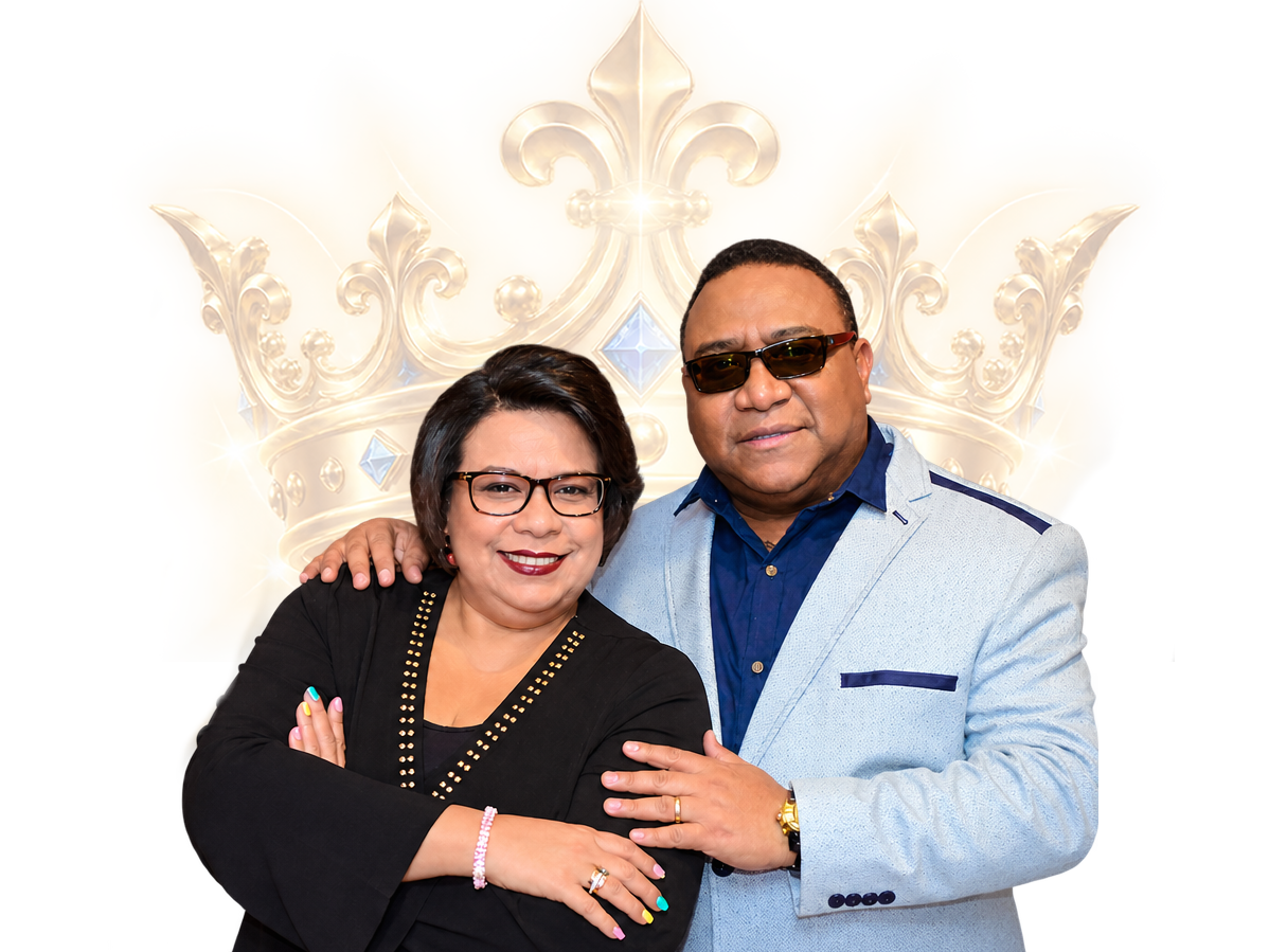 Apóstoles Betsy de Ibarra y Félix Ibarra